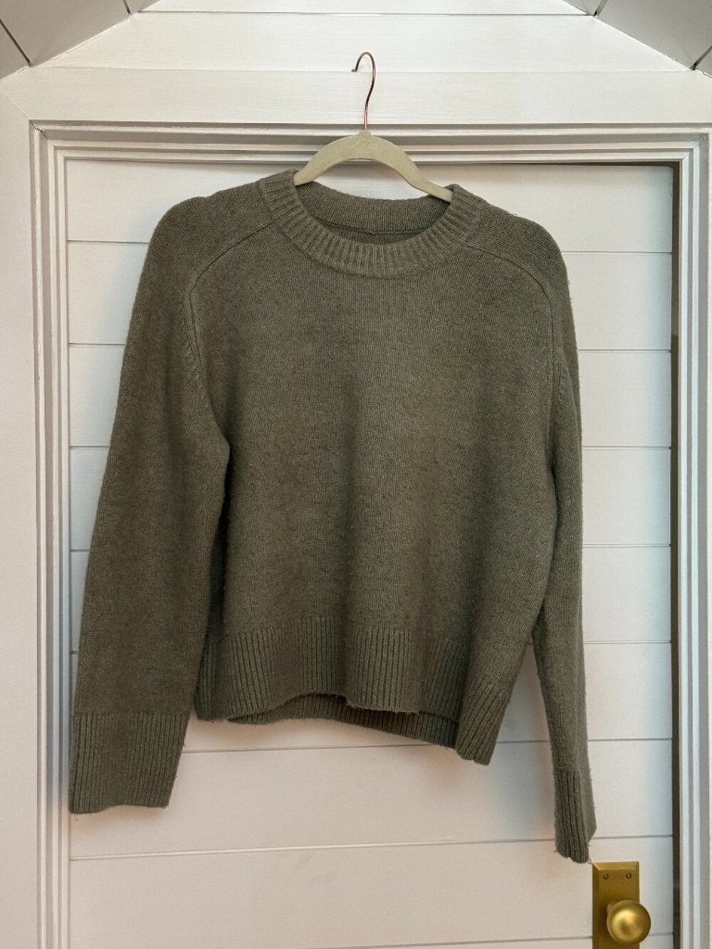 A&F Madeline Crew Sweater in Sage Green (M)